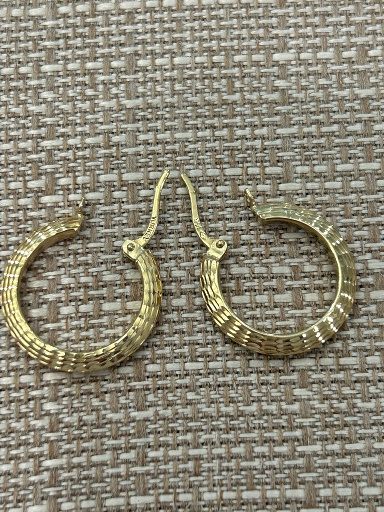 14 Kt Gold Textured Hoop Earrings  Women Jewelry